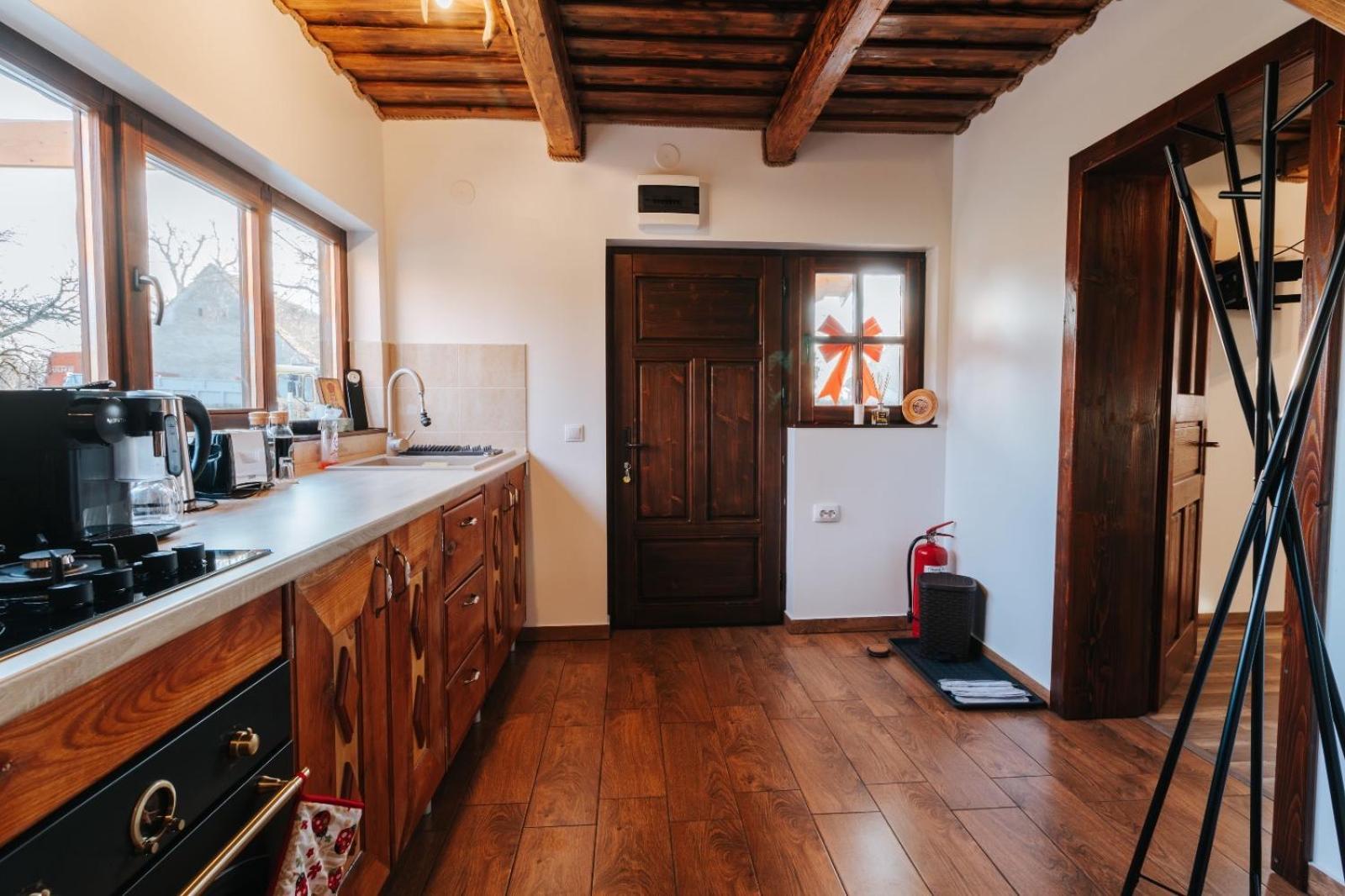 Casuta Cu Tihna Case de vacanță