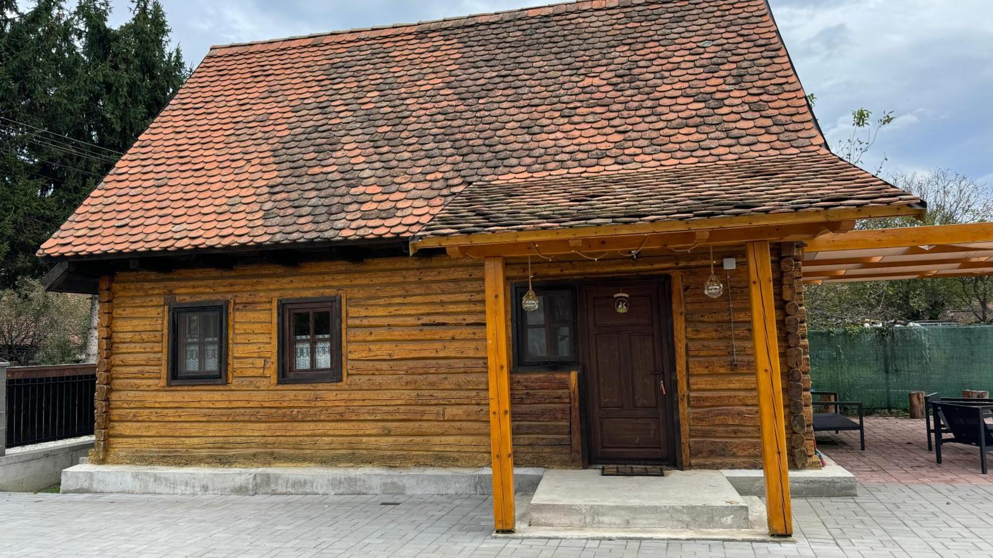 Casuta Cu Tihna Hébergement de vacances *